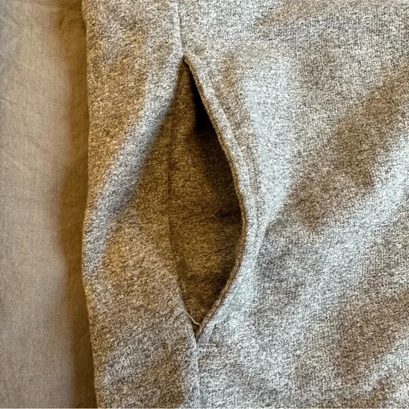 Banana Republic Core Temp Terry Sweatshirt - Men's Small - Picture 4 of 10